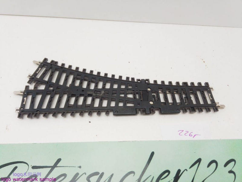 Märklin H0 AC 2265 K-Gleis Weiche / links / 168,9 mm / 22° 30