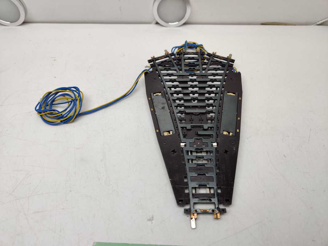 Märklin H0 AC 2270 / K-Gleis / symmetrische Dreiwegweiche