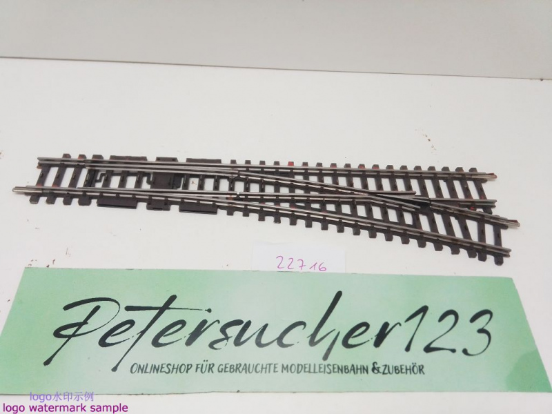 Märklin H0 AC 22716 K-Gleis schlanke Weiche Rechts / 225 mm / 14° 26' / Farbe Kleber