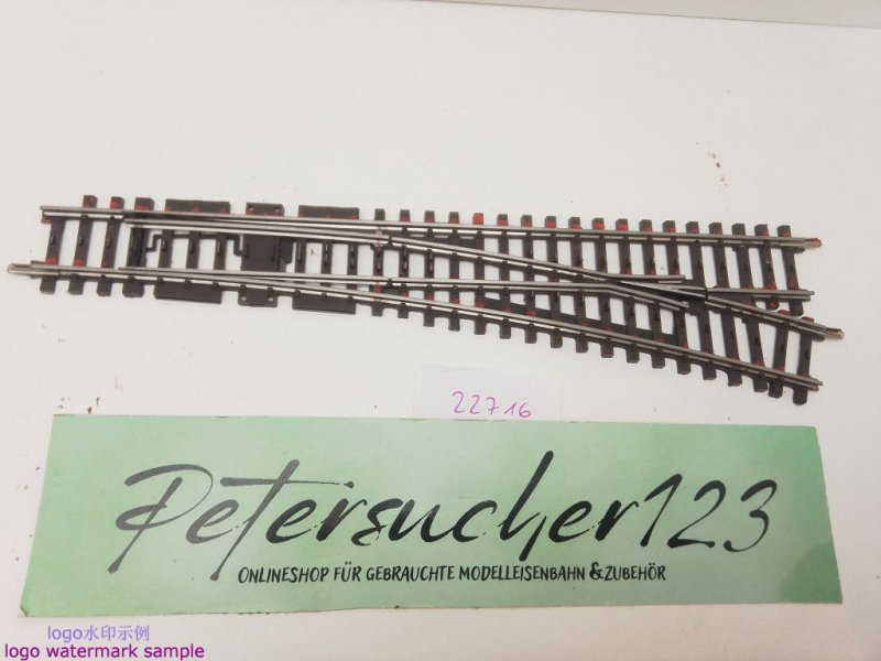 Märklin H0 AC 22716 K-Gleis schlanke Weiche Rechts / 225 mm / 14° 26' / Farbe Kleber
