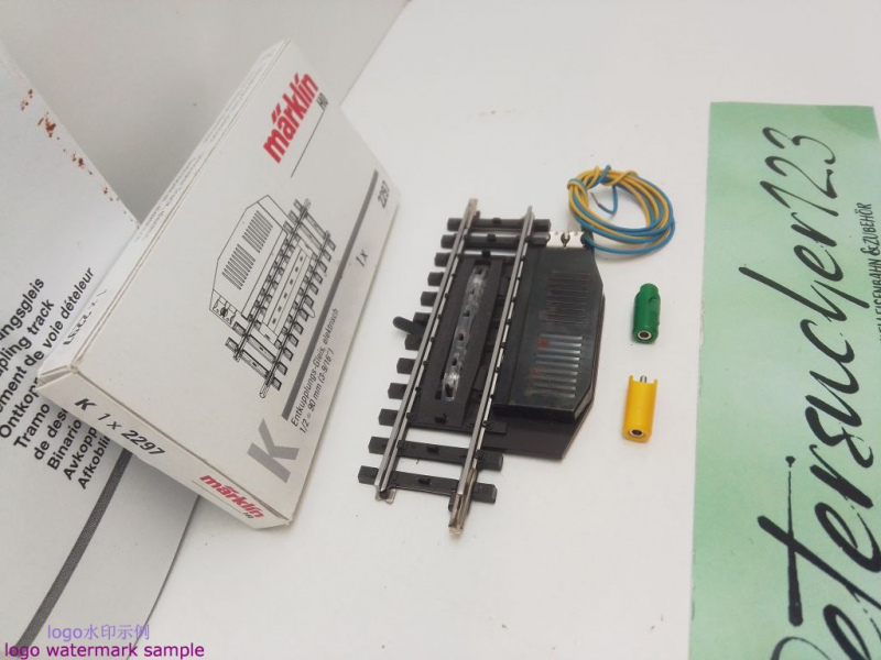 Märklin H0 AC 2297 K-Gleis elektromagn. Entkupplungsgleis  / 1/2 = 90 mm / Rostfleck / OVP