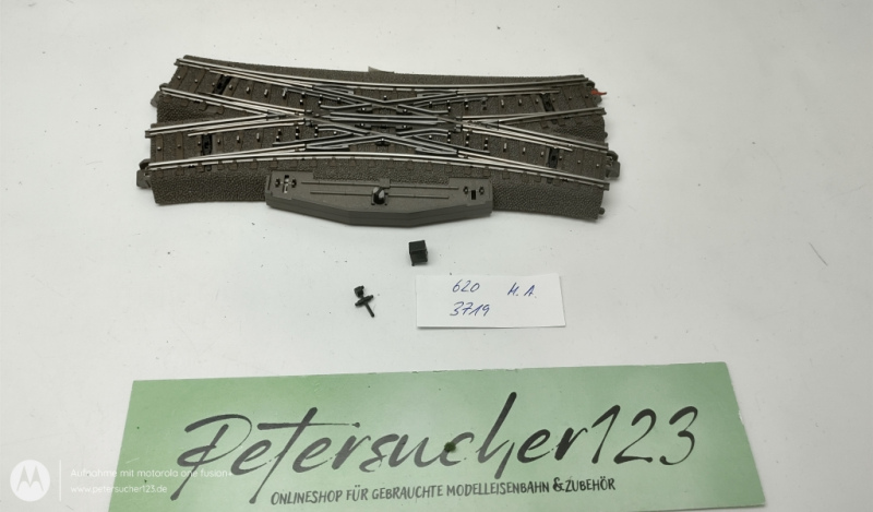 Märklin H0 1 x Kreuzweiche + Antrieb + Laterne C-Gleis 24620 + 74490 + 74470   Anlagenrückbau 