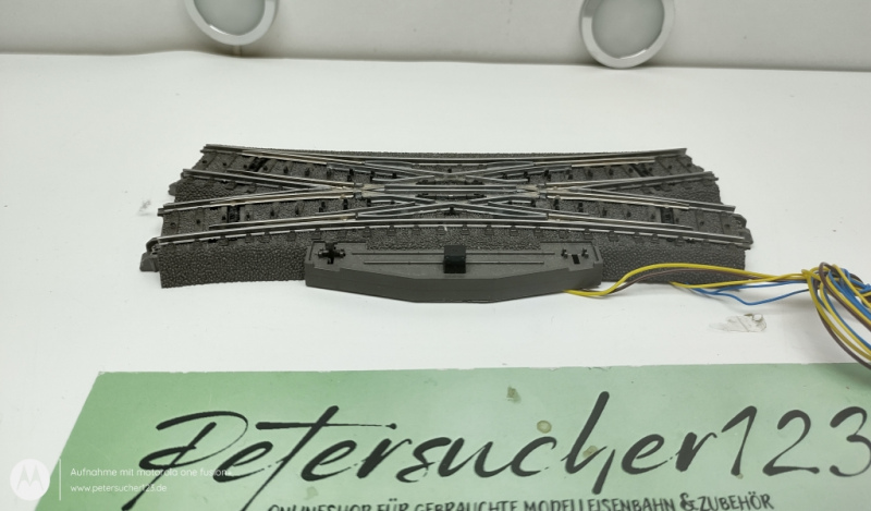 Märklin H0 1 x Kreuzweiche  C-Gleis 24624   188,3mm  24,3° Laterne  + Antrieb 245977