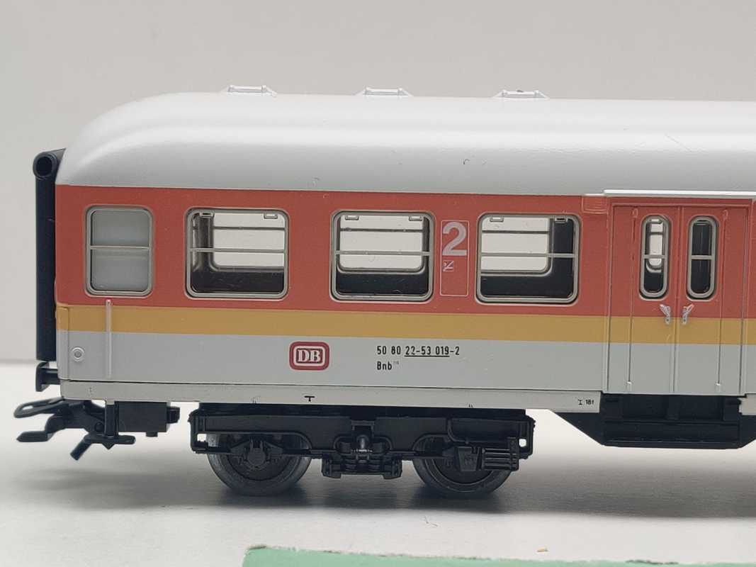 Märklin H0 AC 2862-5 Nahverkehrswagen "pop" 2.Kl Bnb719 aus Set / NEM / DB