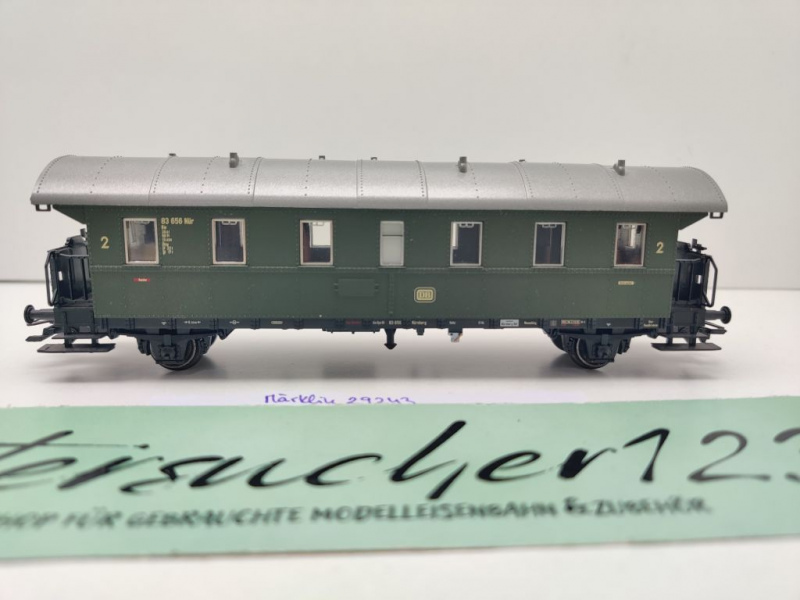 Märklin H0 AC 29243-03 Einheitswagen 2. Kl Bie / NEM / DB