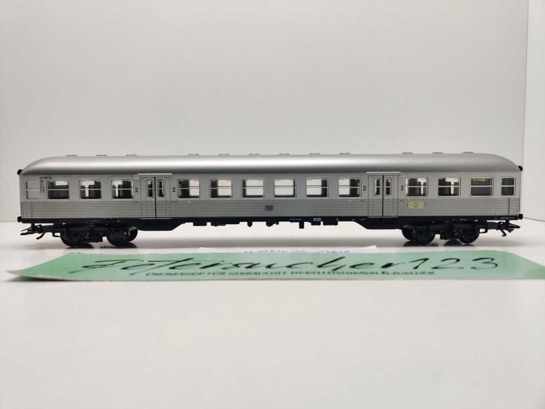 Märklin H0 AC 29820-03 Nahverkehrswagen 2.Kl. B4nb aus Set / NEM / DB