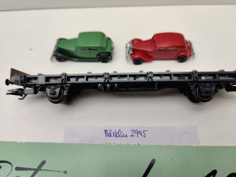 Märklin H0 AC 2995 Flachwagen & 2 PKW aus Startpackung "60 Jahre H0" / NEM / DRG