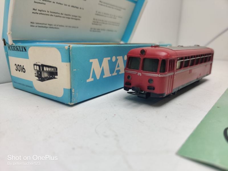 Märklin H0 3016 / BR795 299-7 / Schienenbus ROT / DB / Karton Einlage / Hellblaue OVP