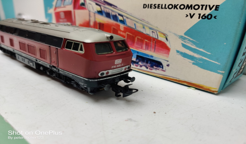 Märklin H0 3075 / BR216 025-7 Diesellok / ROT / DB / Hellblaue OVP