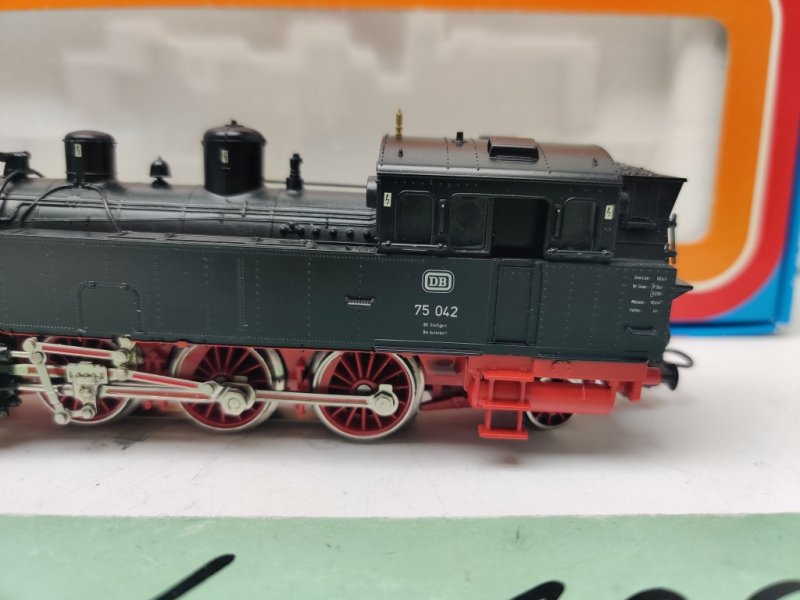 Märklin H0 AC 3313  / BR75 042 Dampflok / DB / Analog / OVP