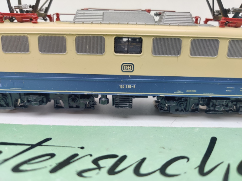 Märklin H0 AC 3156 / br140 239-5 Elektrolok / DB / Analog / Blau - Beige