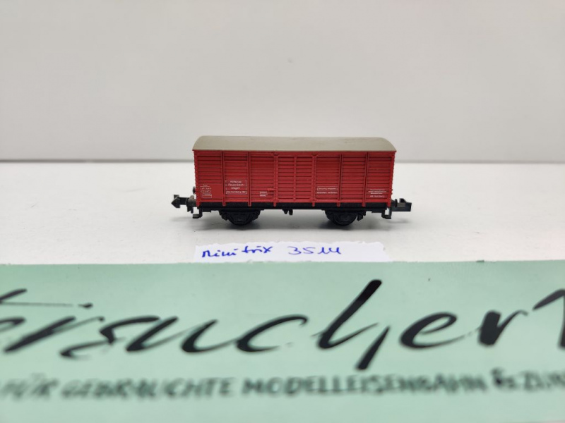 Minitrix N DC 3514 ged. Güterwagen "Hilfszug Feuerlöschwagen"  / rot / G10 / DB
