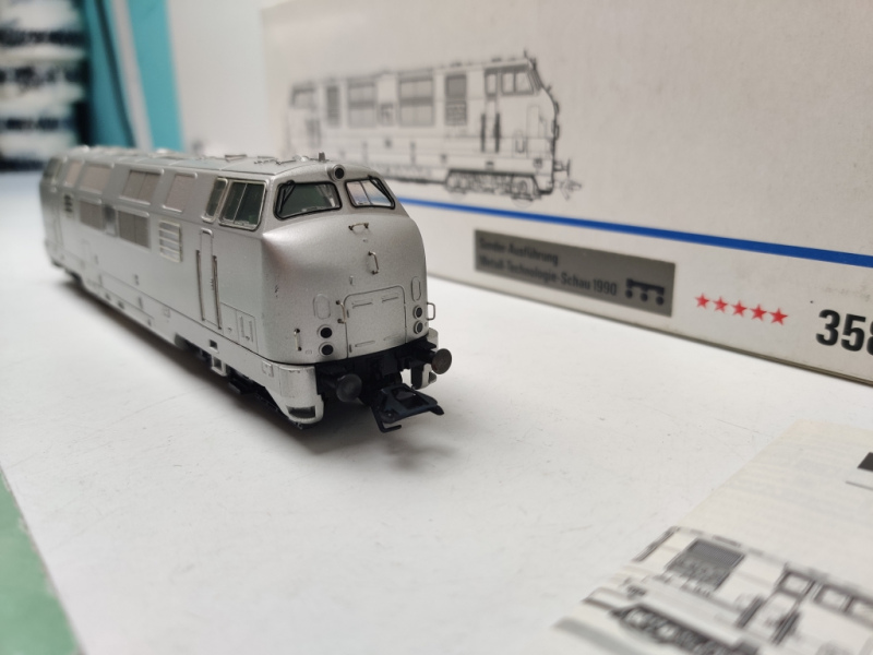 Märklin H0 AC 3581 / BR221 Metall Technologie Diesellok Sondermodell  / Analog / OVP