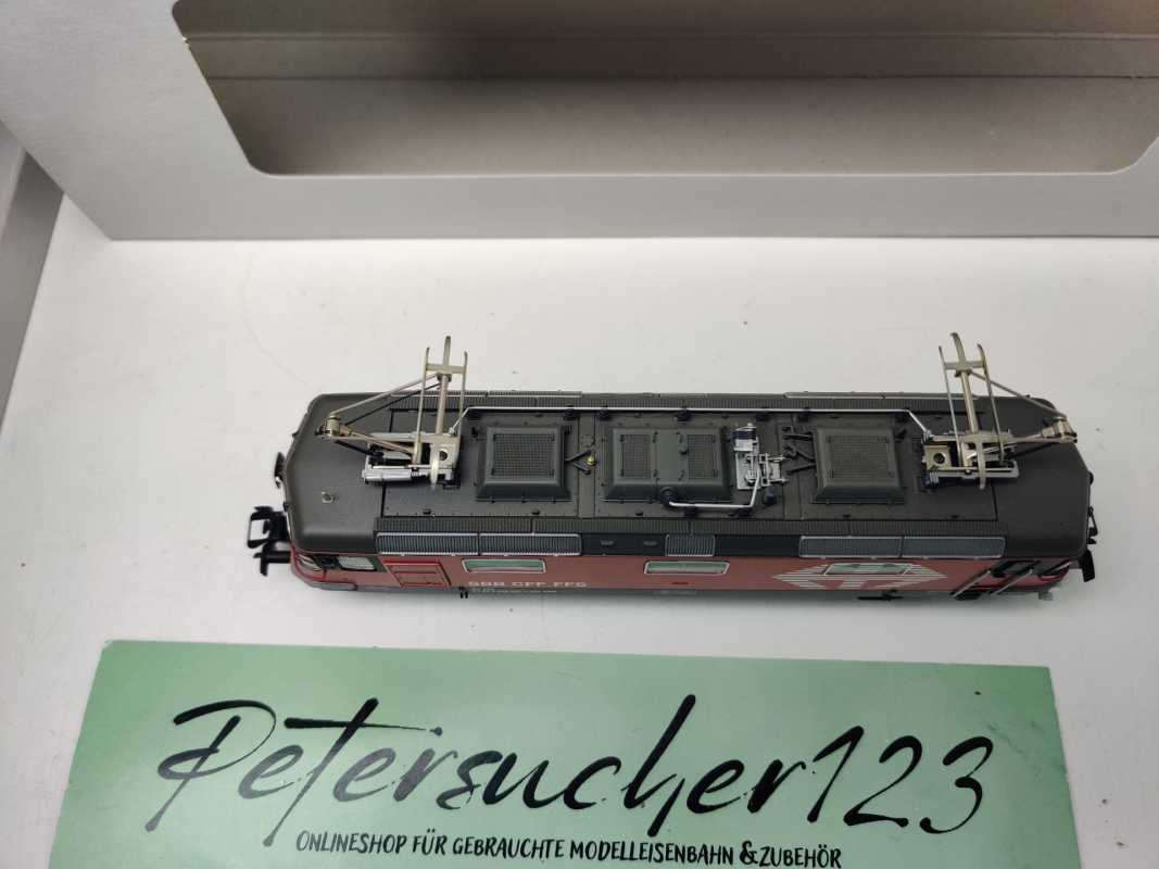 Märklin / AC / H0 / 37347 Schweizer Elektrolokomotive / Serie Re 4/4 II Serie 420 / SBB / Mfx / OVP