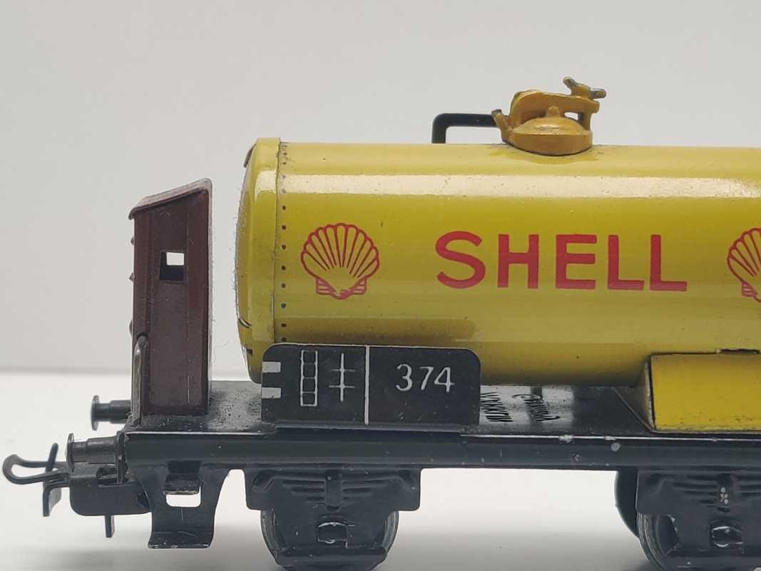 Märklin H0 AC 374 Kesselwagen m Bremserhaus "SHELL" / Metallausführung / sehr gut