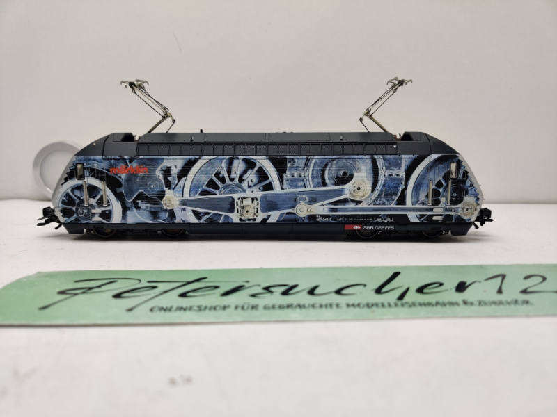 Märklin H0 AC 37637 / Re460 042-5 Elektrolokomotive / Delta Digital / SBB