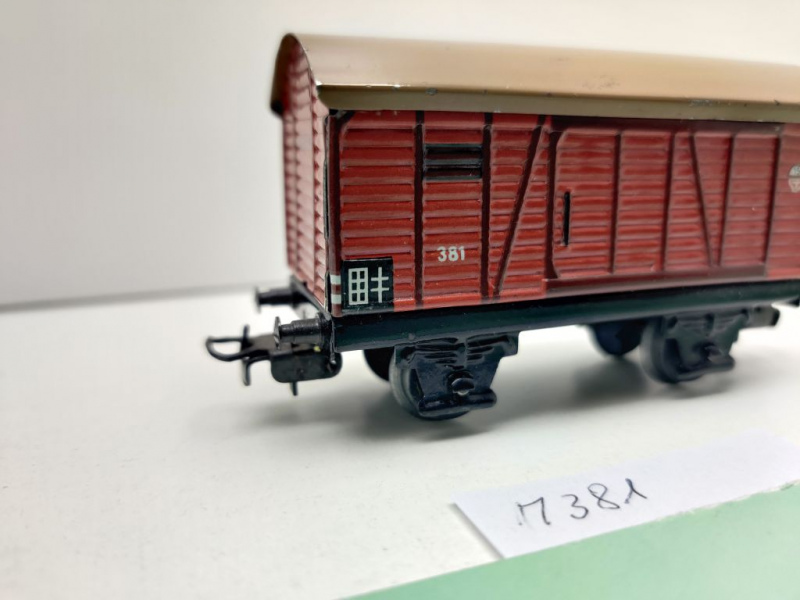 Märklin H0 AC 381 gedeckter Güterwagen / Blechgehäuse / Bauzeit 1947