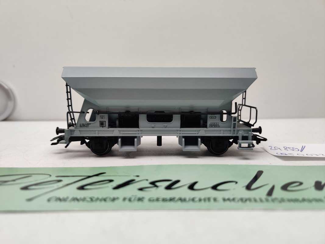 Märklin H0 AC 645 0 073-2 / zweiachsigen Drehschieber-Seitenentladewagen / Bauart Fcs / SBB / CFF / FFS
