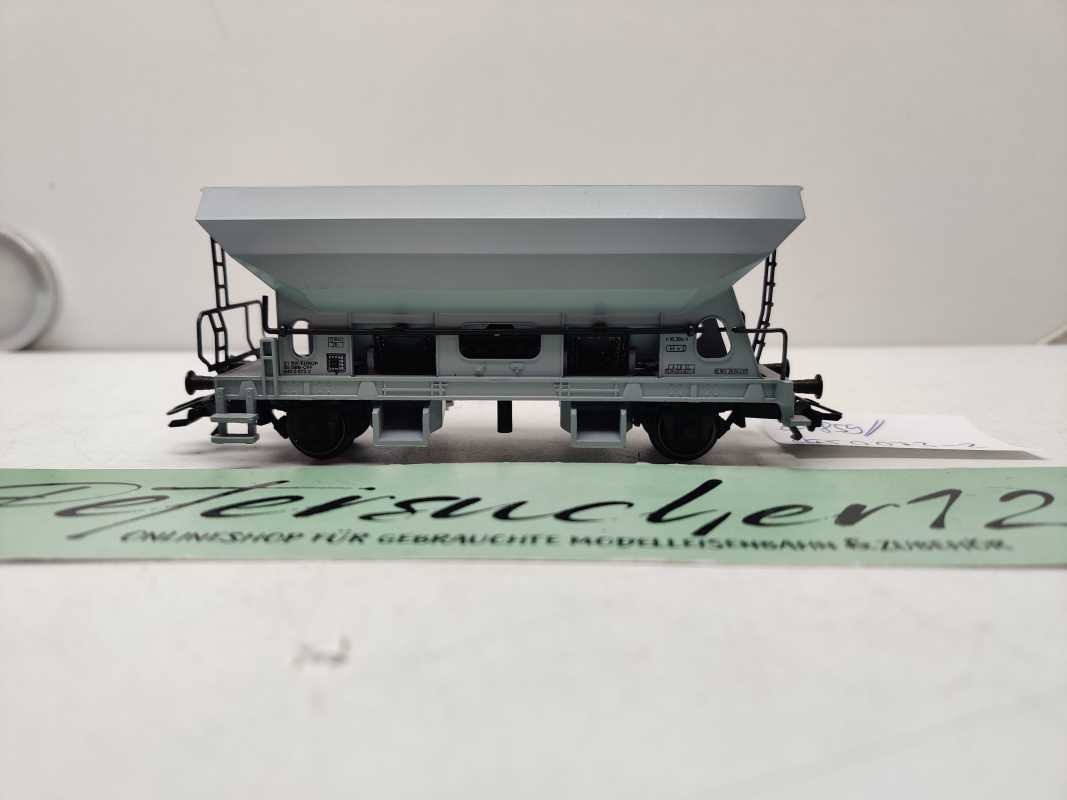 Märklin H0 AC 645 0 073-2 / zweiachsigen Drehschieber-Seitenentladewagen / Bauart Fcs / SBB / CFF / FFS