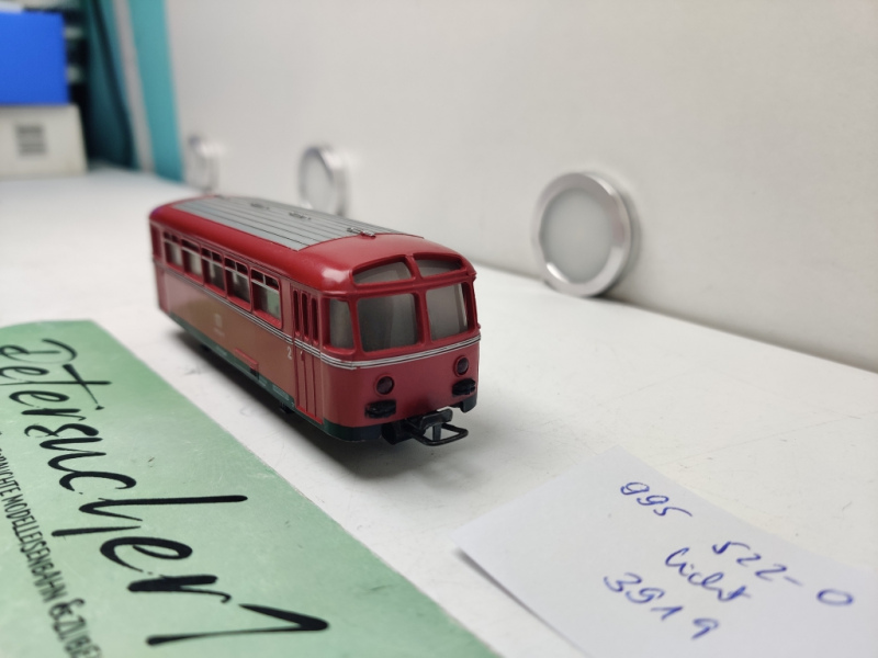 Märklin H0 AC 4018 / 995 522-0 Beiwagen Schienenbus / DB / Licht / Rot