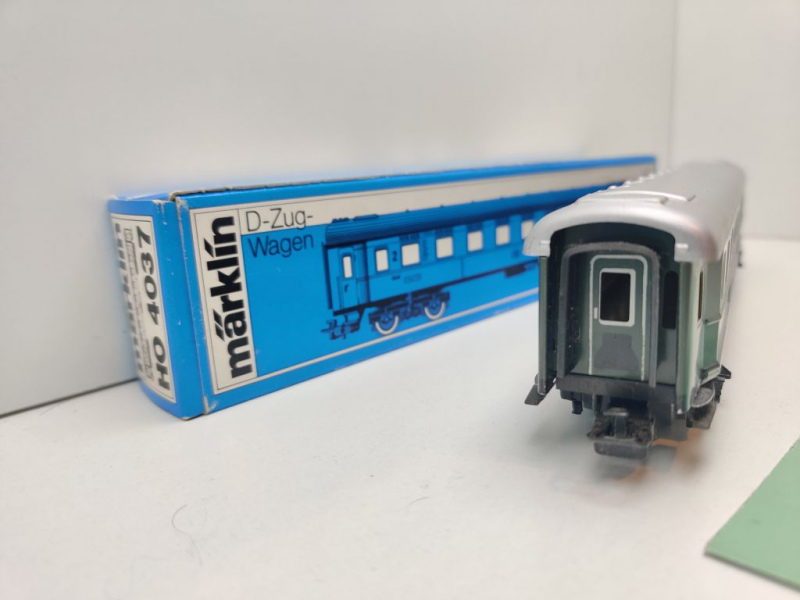 Märklin H0 AC 4037 Schnellzugwagen 2. Kl. / B4ü / DB / OVP blau