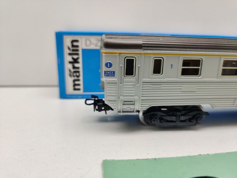 Märklin H0 AC 4076 D-Zug-Wagen 1.Kl A9uj / Inox / SNCF / OVP blau