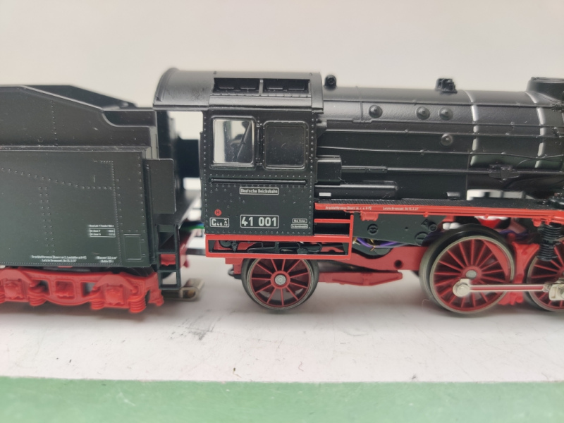 Märklin H0 AC BR44 001 Dampflok Schlepptender / DB / Delta-Digital