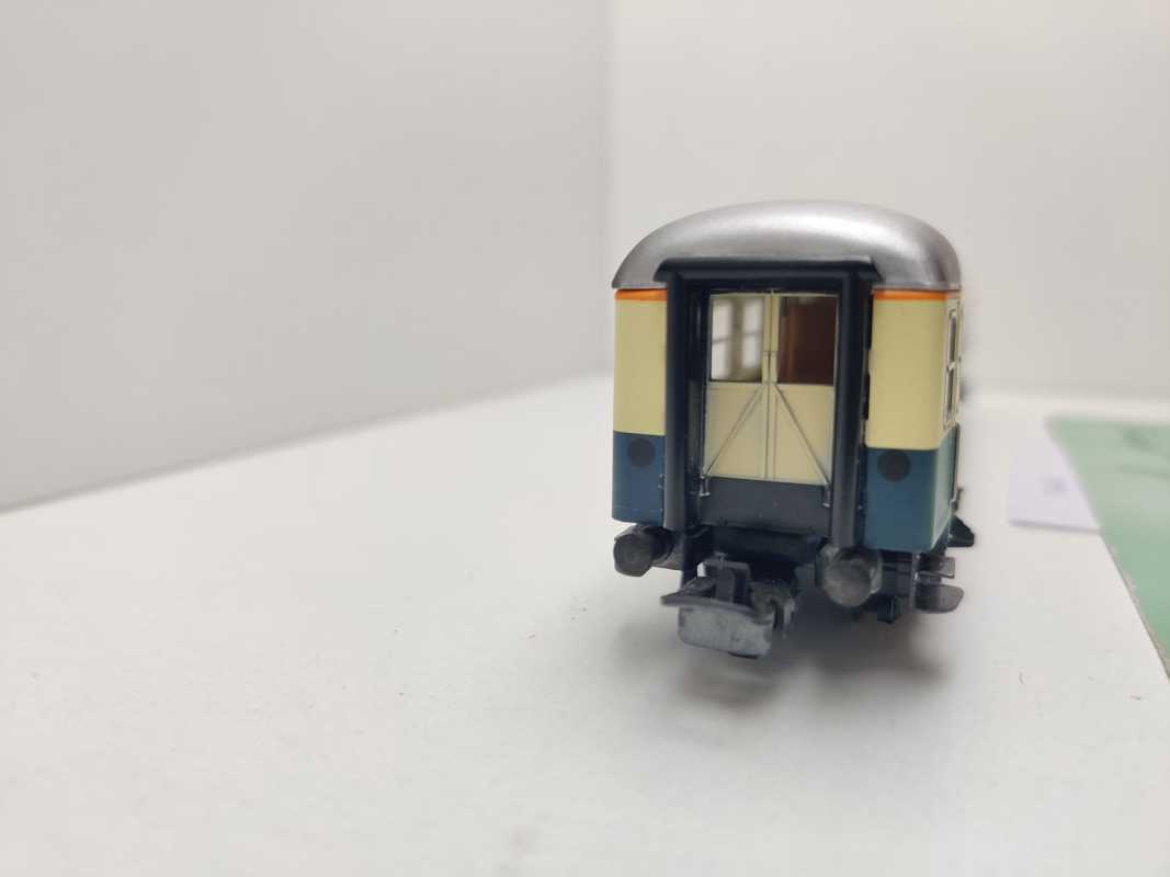 Märklin H0 AC 4111 Schnellzug Abteilwagen 1.Kl Aüm203 / DB