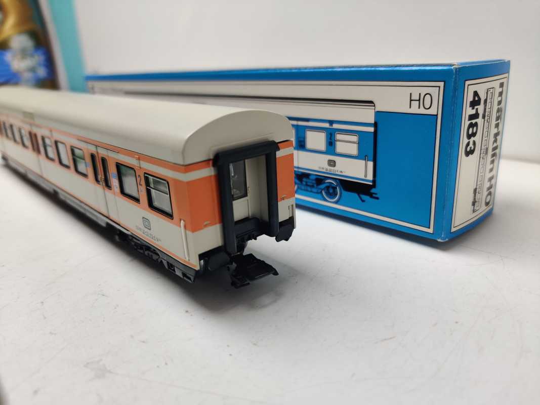 Märklin H0 AC 4184  S-Bahn-Personenwagen der 2. Klasse / Bauart ABx 791.1 / Blaue - OVP