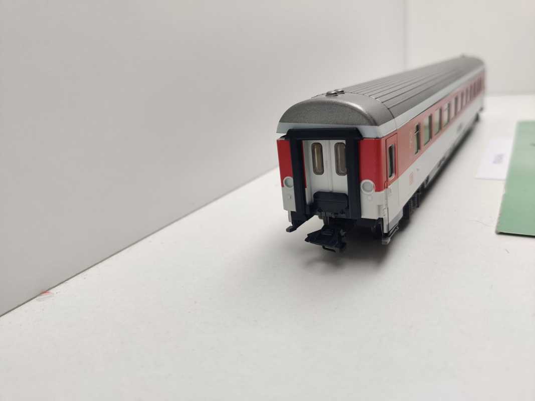 Märklin H0 AC 42271 IC-Großraumwagen 2.Kl Bpmz291.2 / Licht / NEM / DB