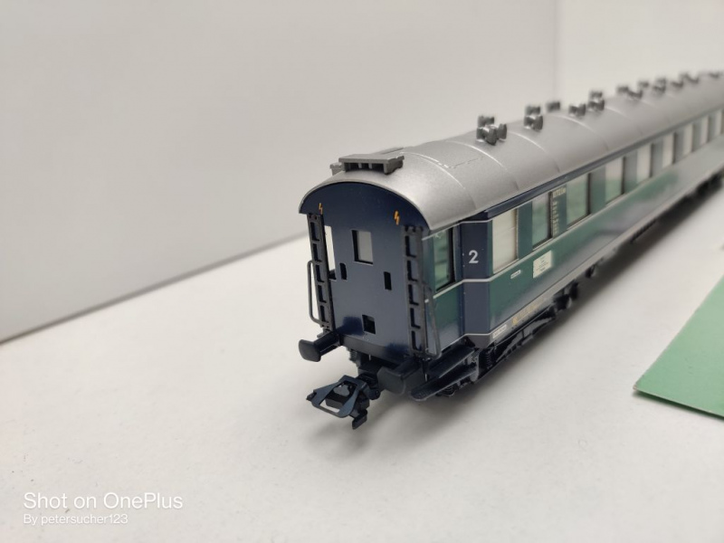 Märklin H0 AC 42281 Schnellzugwagen aus Set / 2.Kl / B4üe / NEM / DB