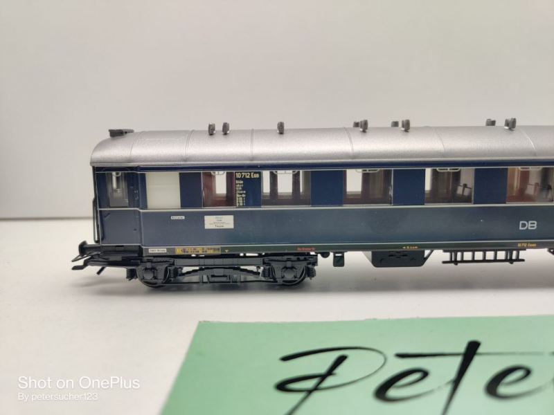 Märklin H0 AC 42281 Schnellzugwagen aus Set / 2.Kl / B4üe / NEM / DB