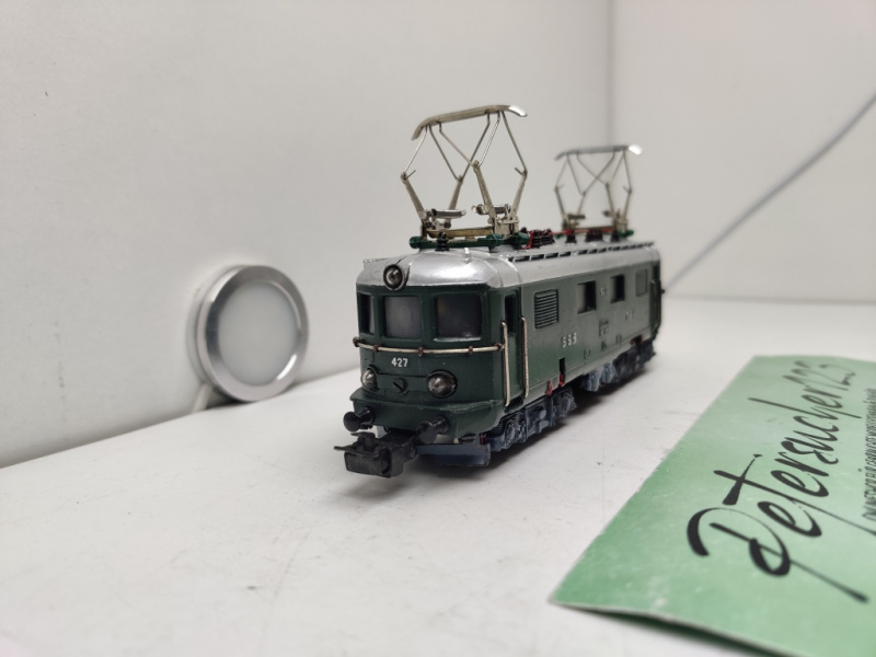 Märklin H0 AC RES 800 / 427 Elektrische Lokomotive / Re 4/4 / SBB / grün