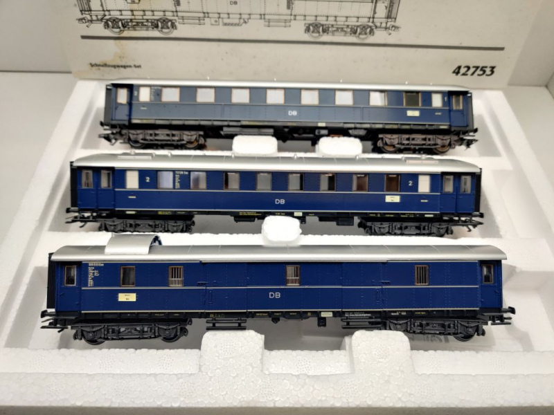Märklin H0 AC 42753 Schnellzugwagen-Set 3-teilig / NEM / DB / OVP weiß