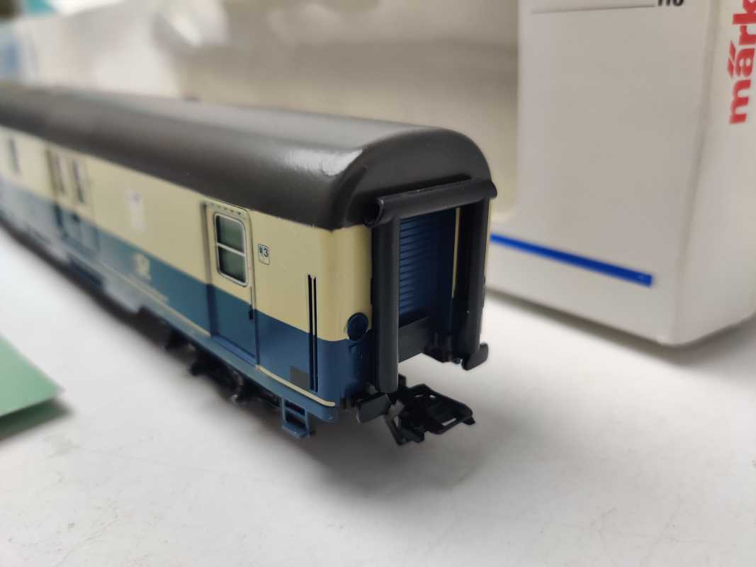 Märklin H0 AC 4280 Schnellzug-Bahnpostwagen (Post mrz) / DBP / NEM / OVP
