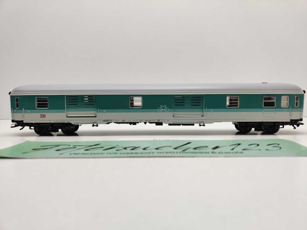 Märklin H0 AC 42931 Nahverkehrs Gepäck-/Fahrradwagen Dduu498.1 / NEM / DB