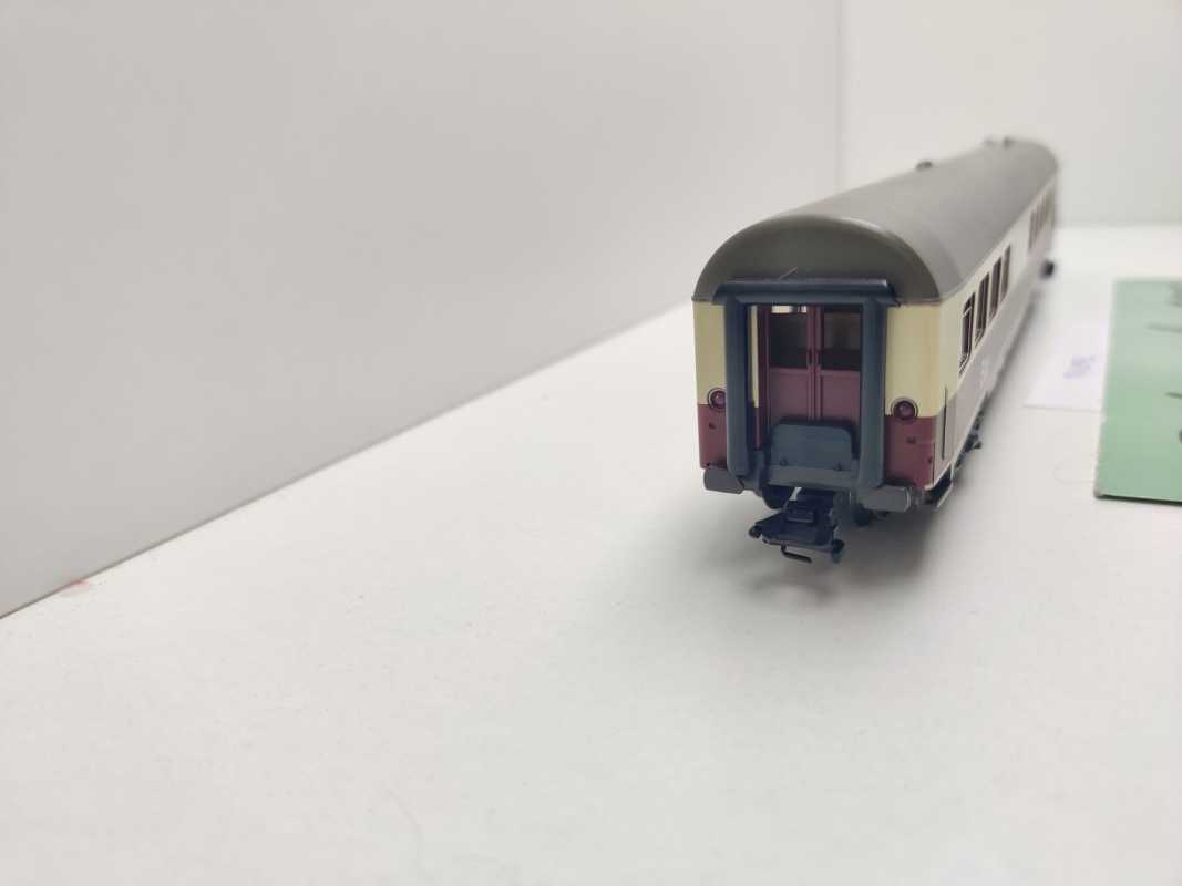 Märklin H0 AC 42972 Schnellzuzg Barwagen 1.Kl ARDmz106 / NEM / DB