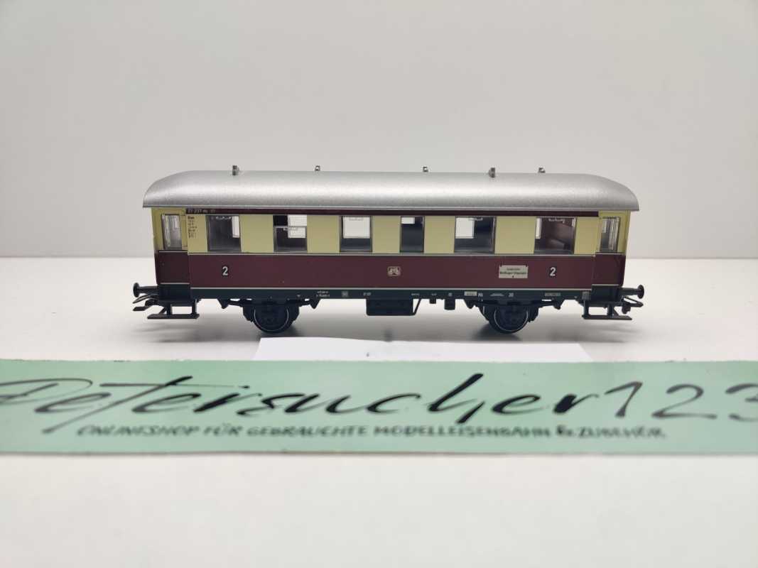 Märklin H0 AC 43136 Einheitsnebenbahnwagen 2.Kl Biwe / NEM / DB