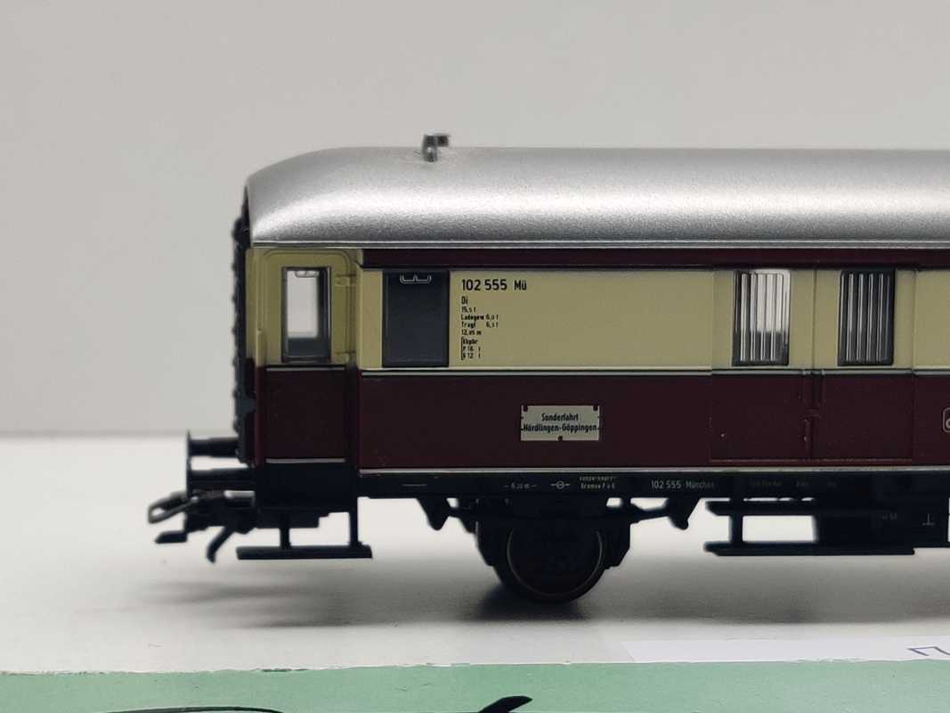 Märklin H0 AC 43151 Einheitsnebenbahn-Postwagen Pwi / NEM / DB