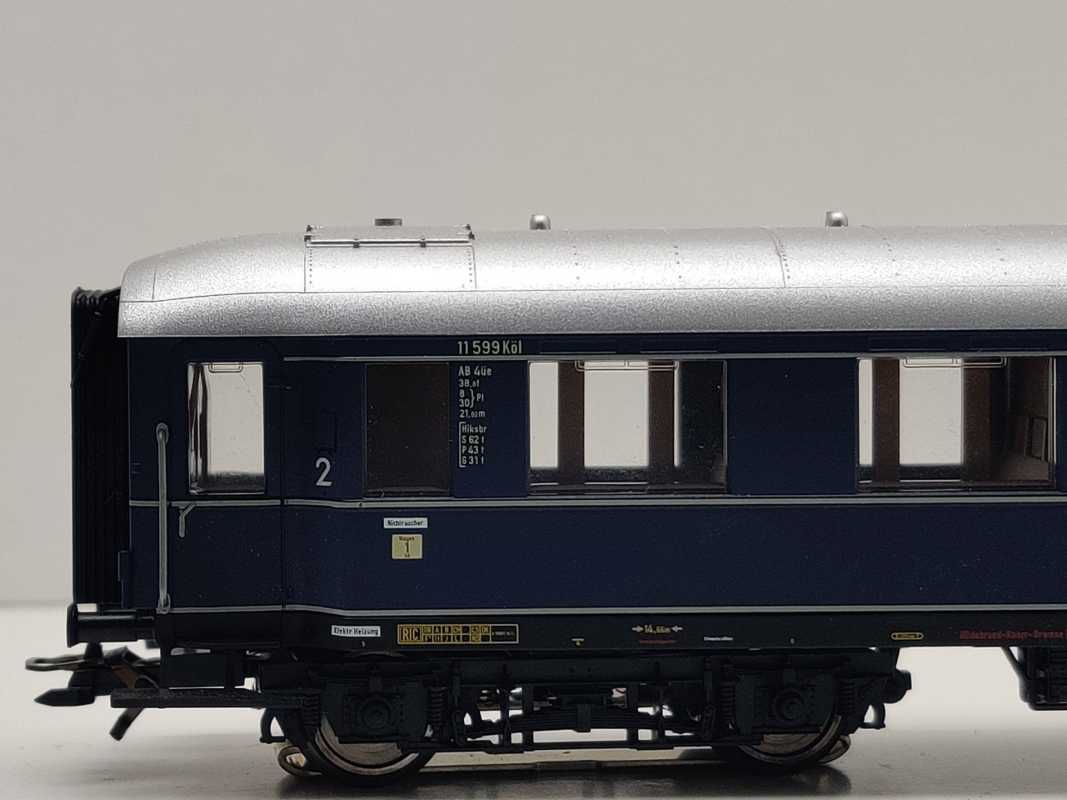 Märklin H0 AC 43290-03 Schnellzugwagen 2.Kl AB4üe 11599 Köl Licht / NEM / DB