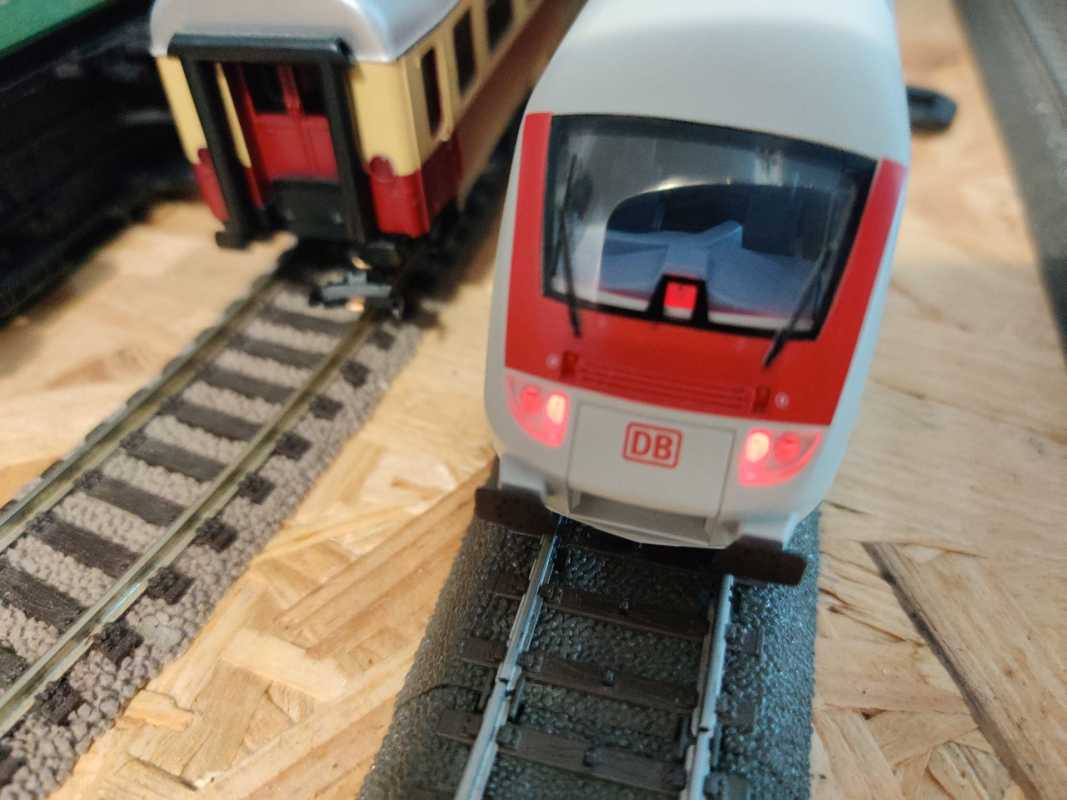 Märklin H0 AC 43303 Steuerwagen 2.Kl Bimdzf269.2 / Licht / NEM / DB