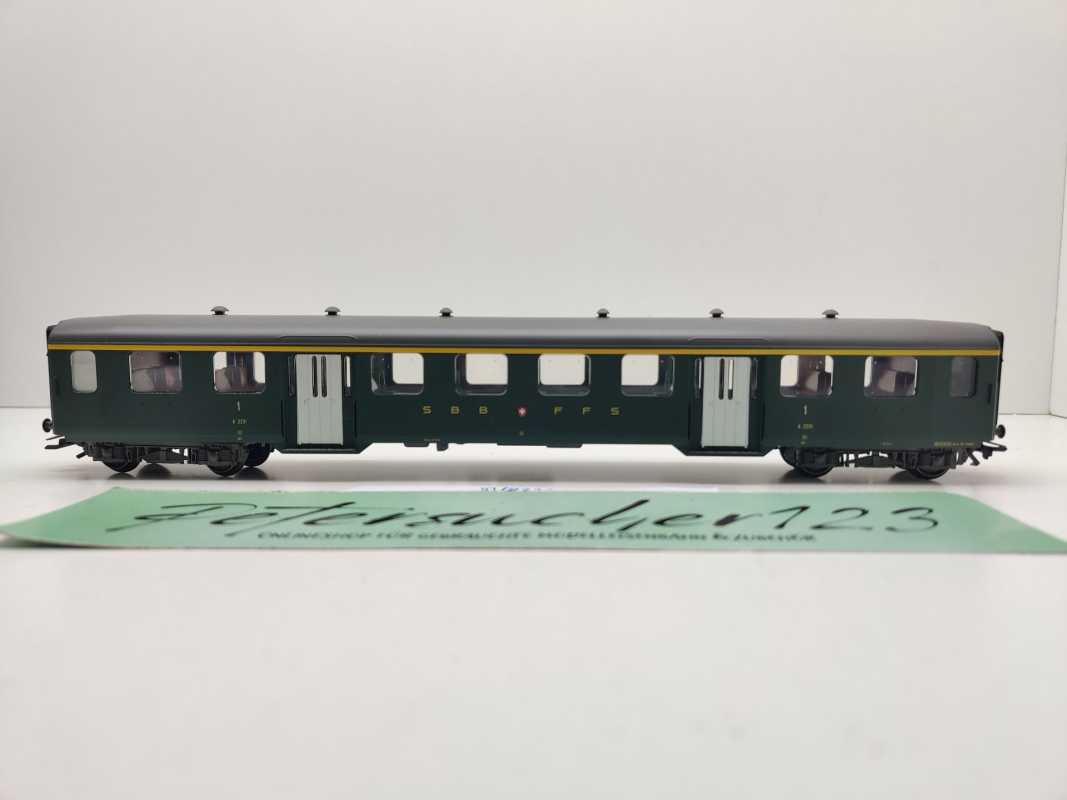 Märklin H0 AC 43360 Leichtstrahlwagen 1.Kl A / NEM / SBB