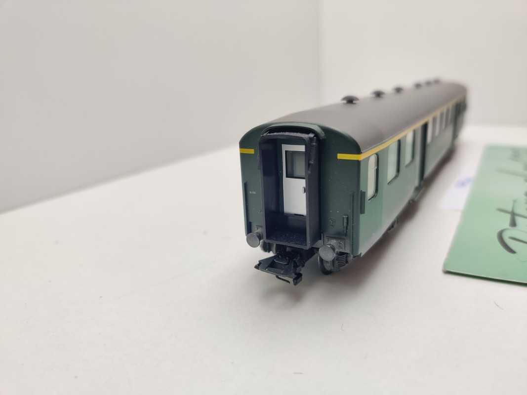 Märklin H0 AC 43360 Leichtstrahlwagen 1.Kl A / NEM / SBB