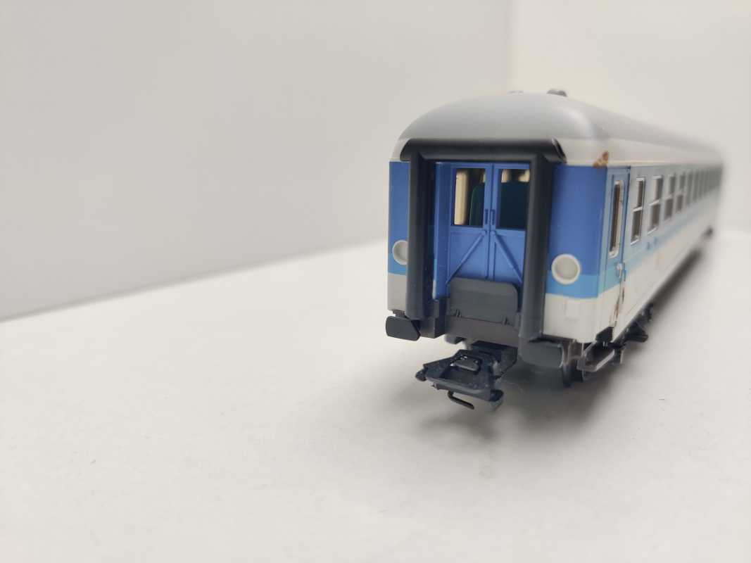 Märklin H0 AC 43503 Schnellzugwagen 2.Kl Fahrradabteil Bimdz268.6 / NEM / DB