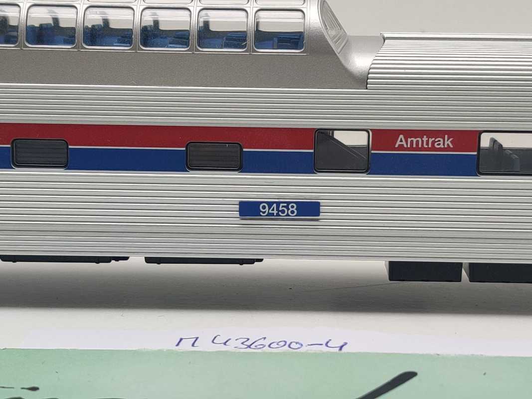 Märklin H0 AC 43600-4 Amtrak Streamliner Aussichtswg aus Set / Licht / NEM / AMTK