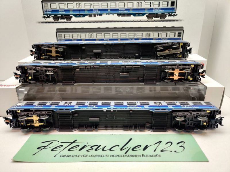 Märklin H0 AC 43815 Nahverkehrswagen-Set "Airport Express / NEM / DB / OVP weiß