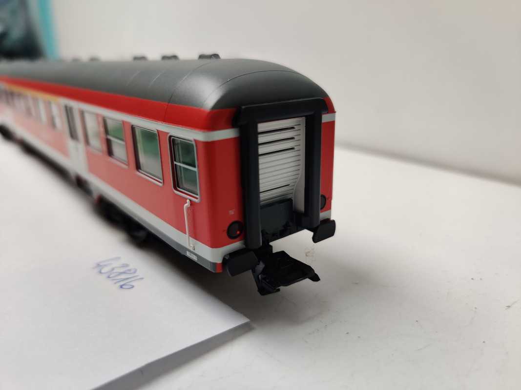 Märklin H0 AC 43816 / Nahverkehrswagens 1./2. Klasse (Bauart ABnrz 418) / DB AG / NEM