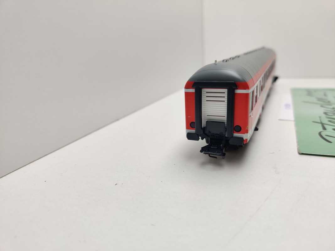 Märklin H0 AC 43831 Nahverkehrs-Steuerwagen Bnrdzf477 / Licht / NEM / DB