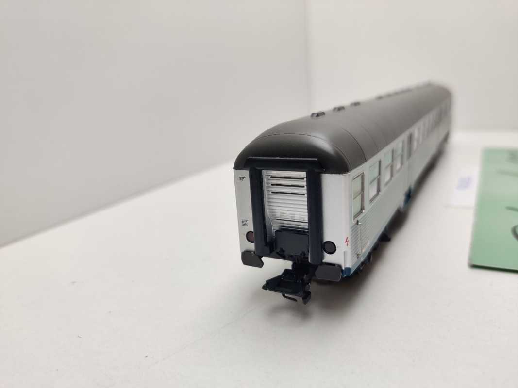 Märklin H0 AC 43832 Nahverkehrs-Steuerwagen 2.Kl BDnrzf740 / Licht / NEM / DB