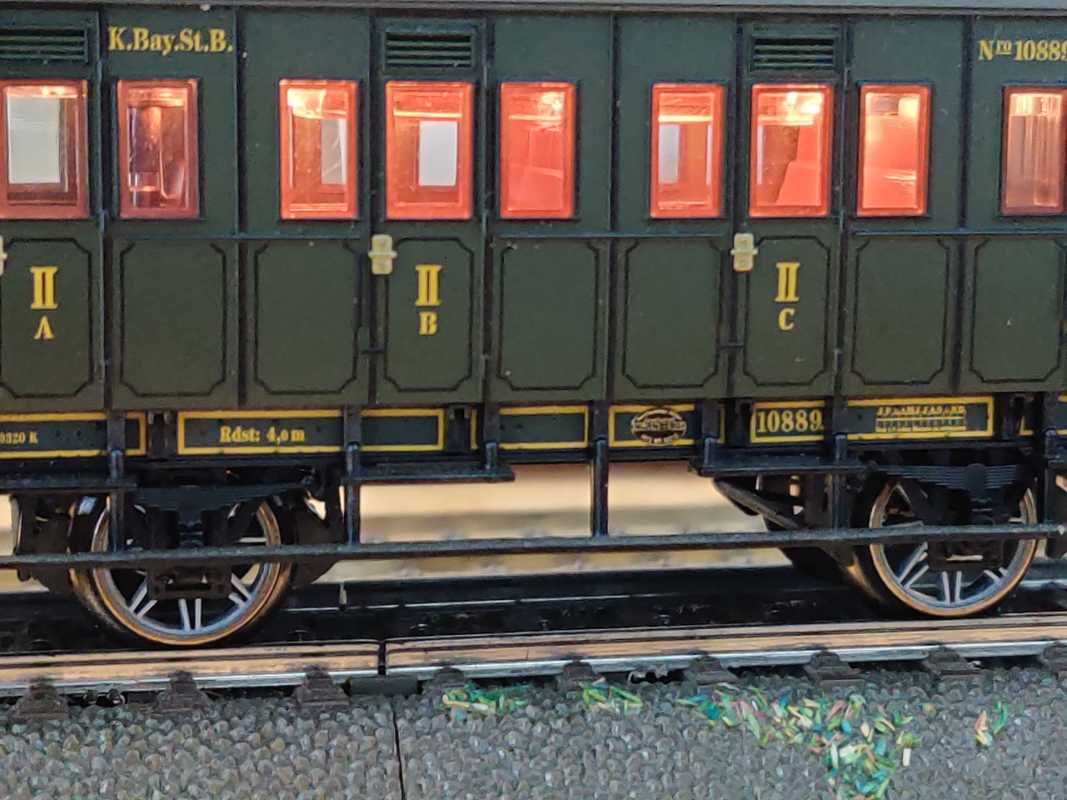 Märklin H0 AC 43984-01 Personenwagen 2.Kl / Licht Kupplung / NEM / K.Bay.Sts.B.